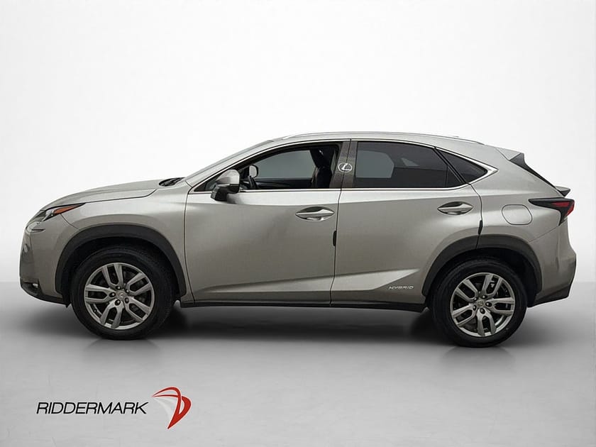 Bild 2 av Lexus NX 300h AWD 2.5 Executive Kamera Navi Skinn Keyless
