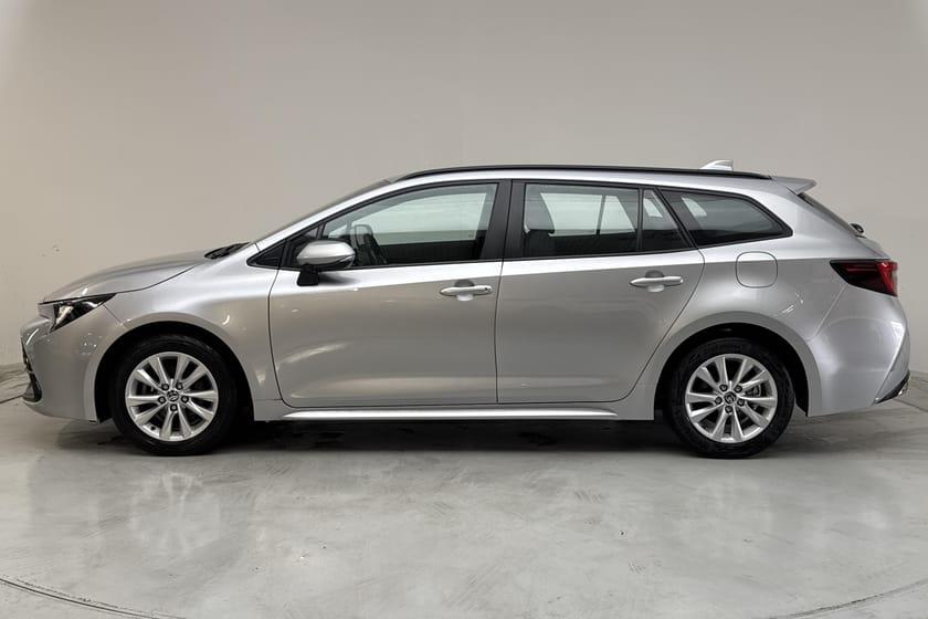 Bild 2 av Toyota Corolla Touring Sports Hybrid (140hk) Backkamera