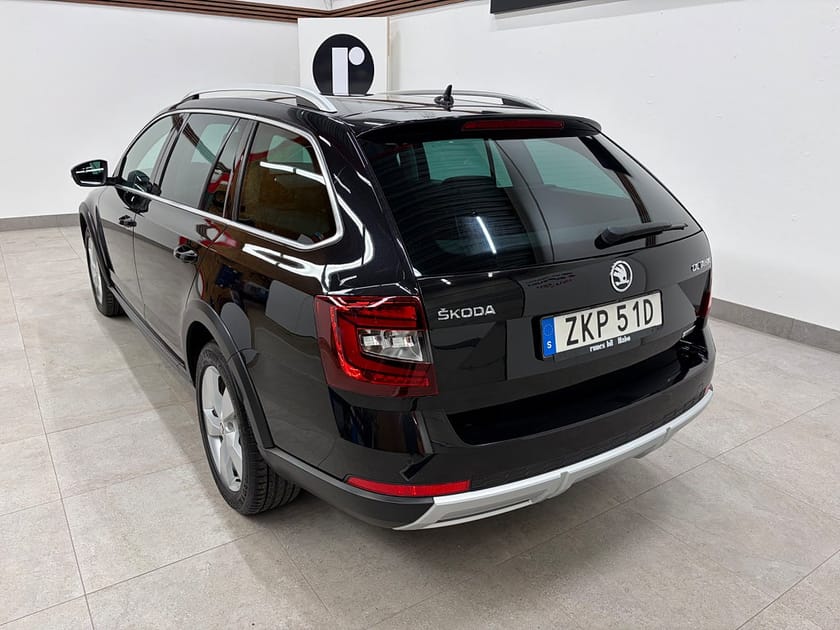 Bild 3 av Škoda Octavia Scout Skoda 2.0 TDI SCR 4x4 Premium Euro 6 Krok