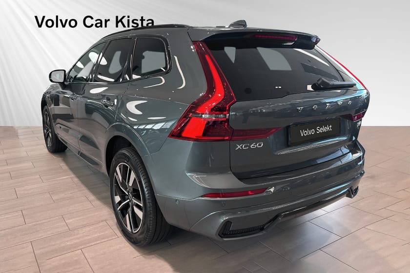 Bild 4 av Volvo XC60 T6 Plus Dark Nordic Edition 360Kam H/K