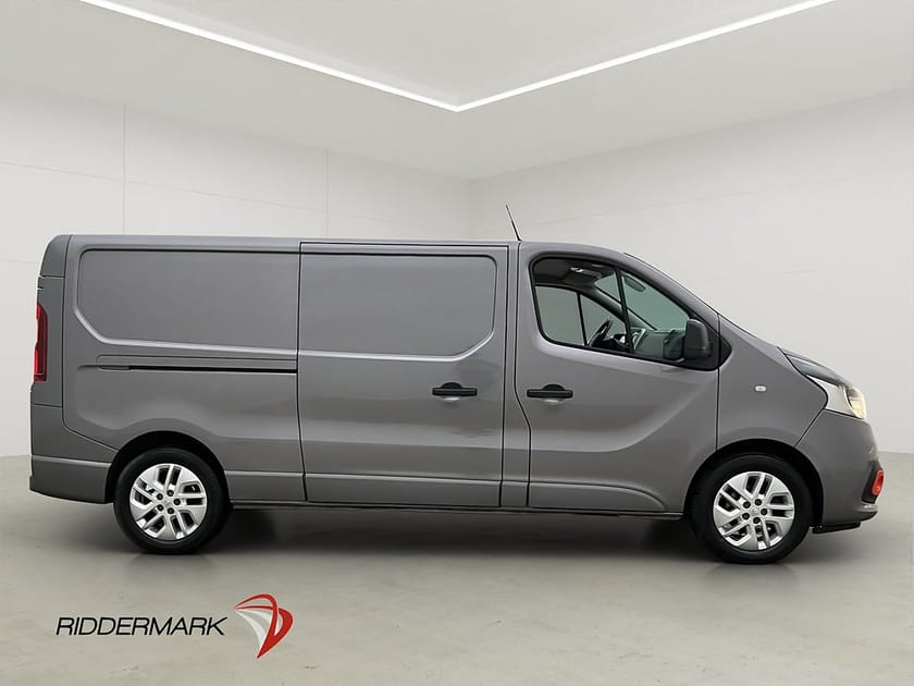 Bild 2 av Renault Trafic Skåpbil L2 1.6dCi Värmare Dragkrok 3-Sits B-Kamera