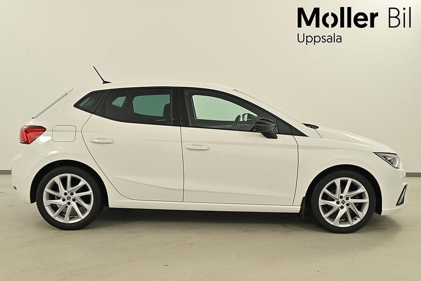 Bild 2 av SEAT Ibiza 1.0 TSI 110hk, DSG, FR, Cockpit, Fullink