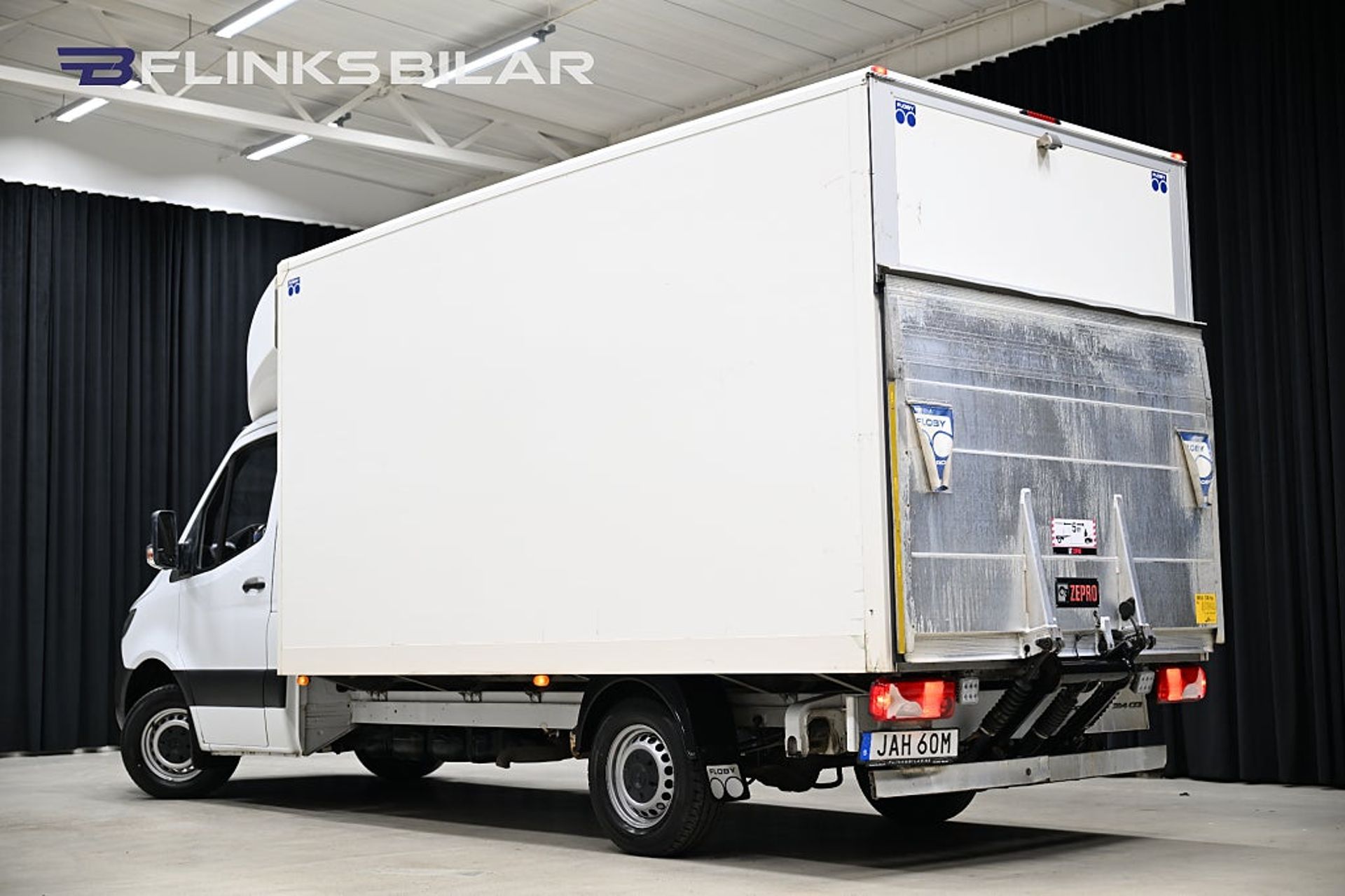 Mercedes-Benz Sprinter 2020, bild 4/10
