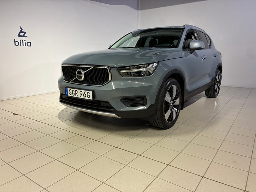 Bild 1 av Volvo XC40 B4 FWD Bensin Mom Adv Navi Pro Ed | DRAGKROK |