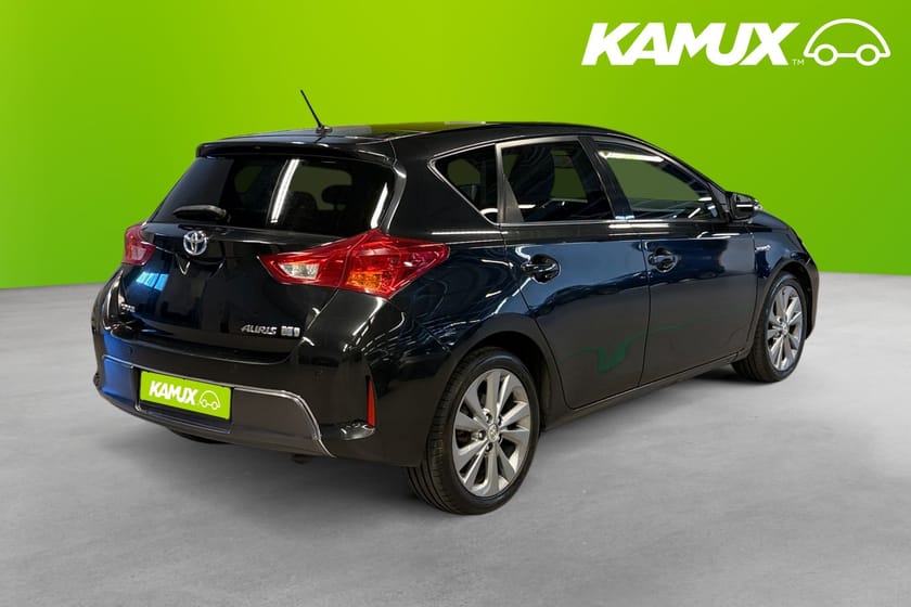 Bild 4 av Toyota Auris Hybrid Executive e-CVT 136hk Panorama Kamera