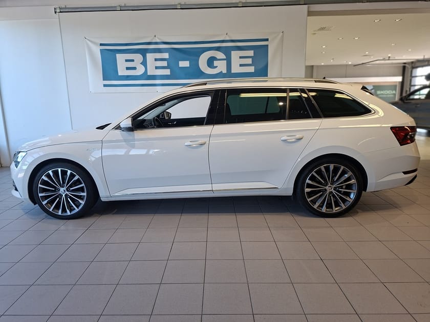 Bild 2 av Škoda Superb Kombi