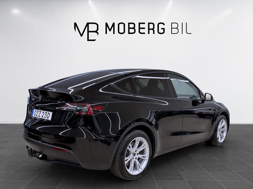 Bild 5 av Tesla Model Y Standard Range RWD 299hk Helg på Moberg! Pano B-Kamera