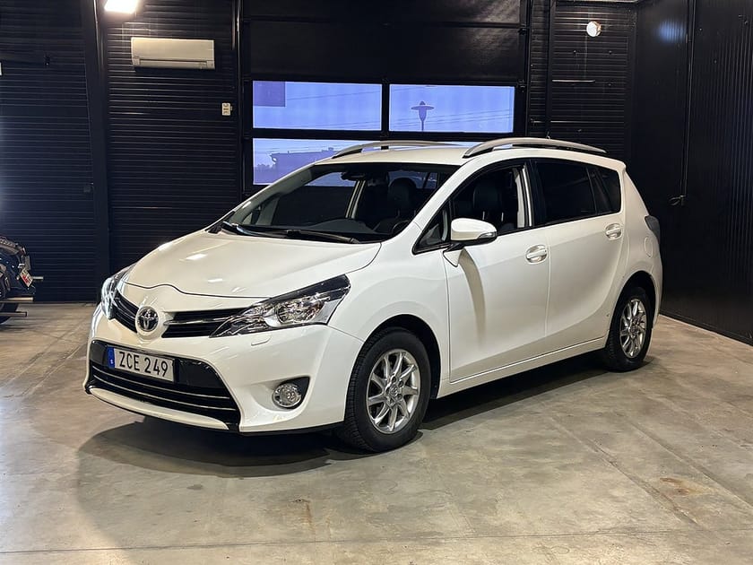 Bild 3 av Toyota Verso 1.8 (147hk) 7-sits  Intense Edition