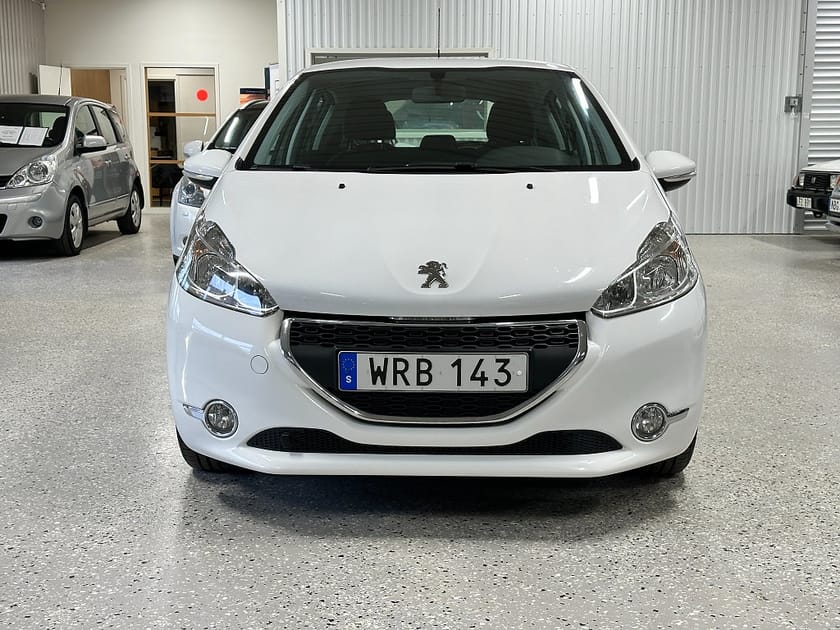 Bild 3 av Peugeot 208 5-dörrar 1.2 VTi 82 Euro 5 Kamrem bytt