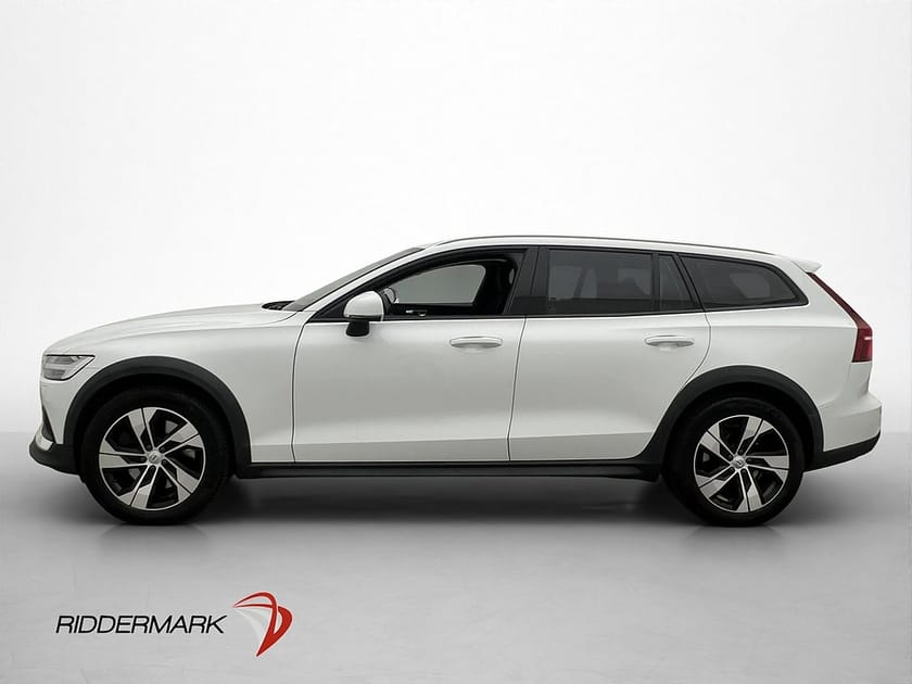 Bild 4 av Volvo V60 Cross Country D4 AWD D-Värmare Drag Kamera Carplay