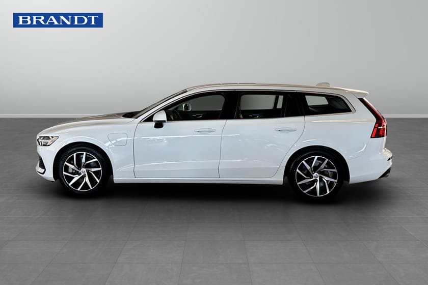 Bild 3 av Volvo V60 T6 TE Momentum Advanced Edition