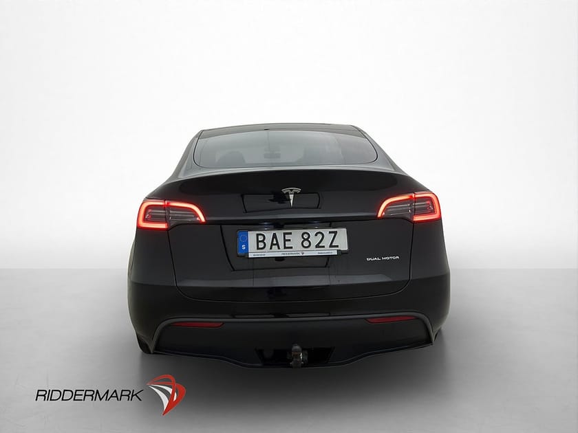 Bild 4 av Tesla Model Y Long Range AWD MOMS Autopilot 1 Brukare Drag