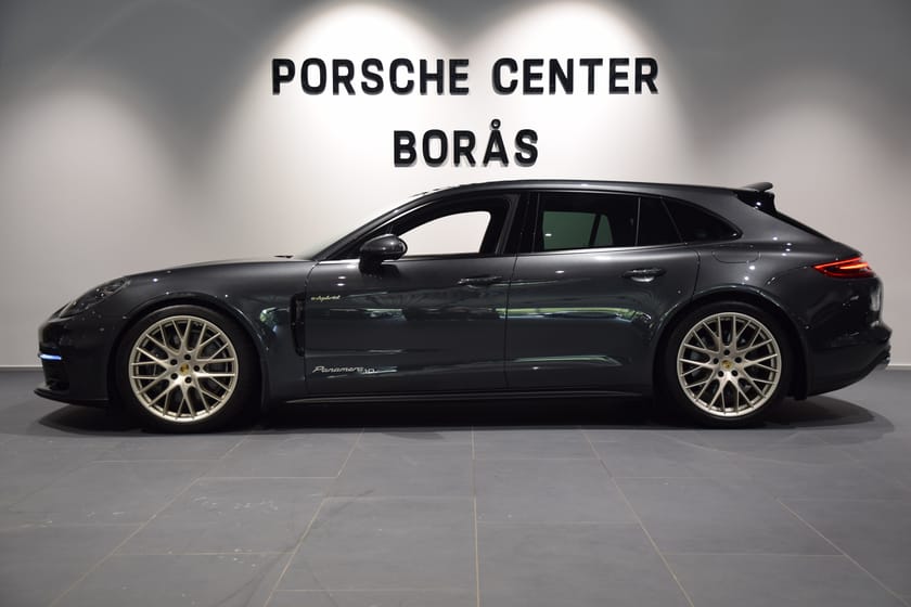 Bild 4 av Porsche Panamera 4 E-Hybrid Sport Turismo 462hp 10 Years Edition