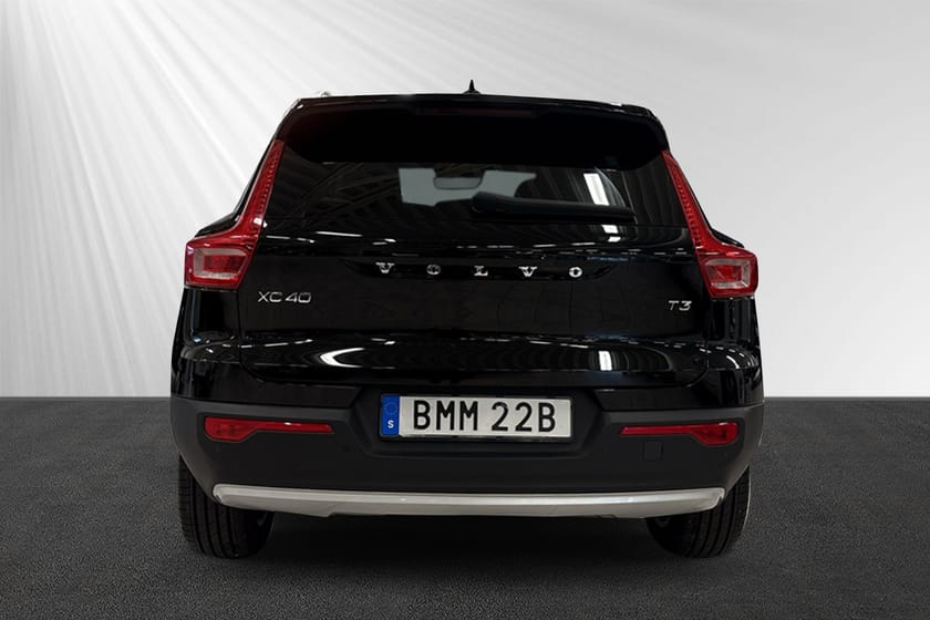 Bild 2 av Volvo XC40 T3 FWD aut Momentum Advanced Edt