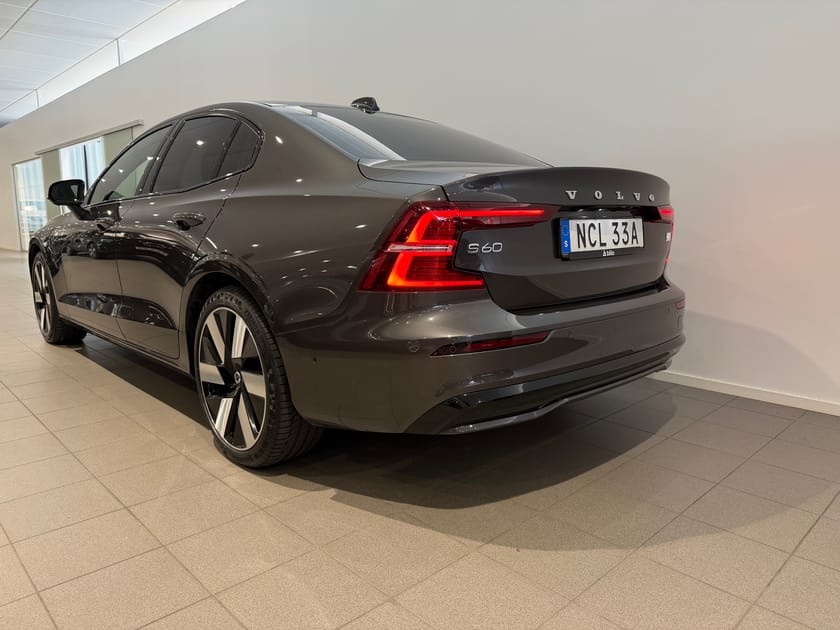 Bild 4 av Volvo S60 Recharge T8 II Ultimate Dark