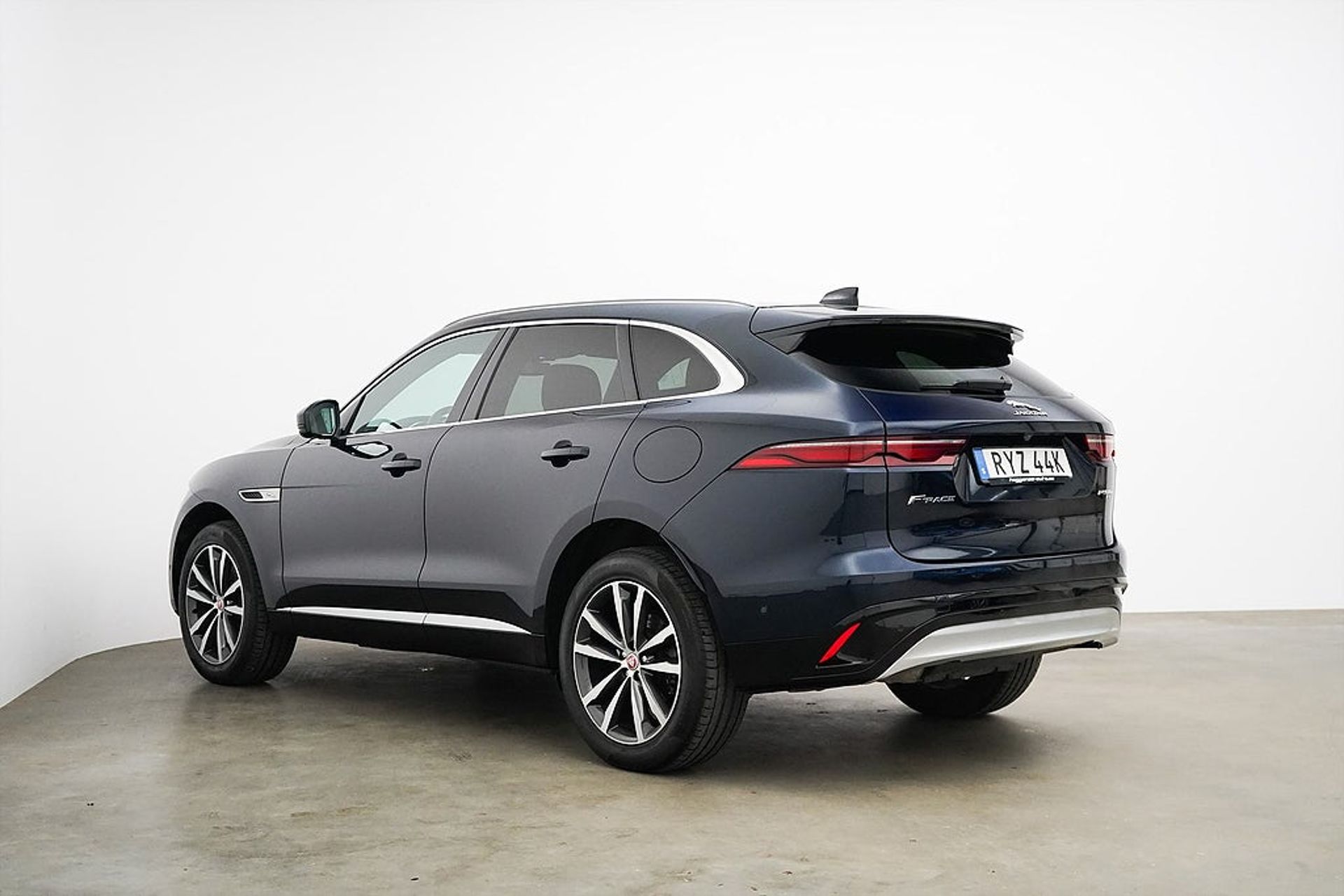 Jaguar F-Pace P400e PHEV 2021, bild 4/10