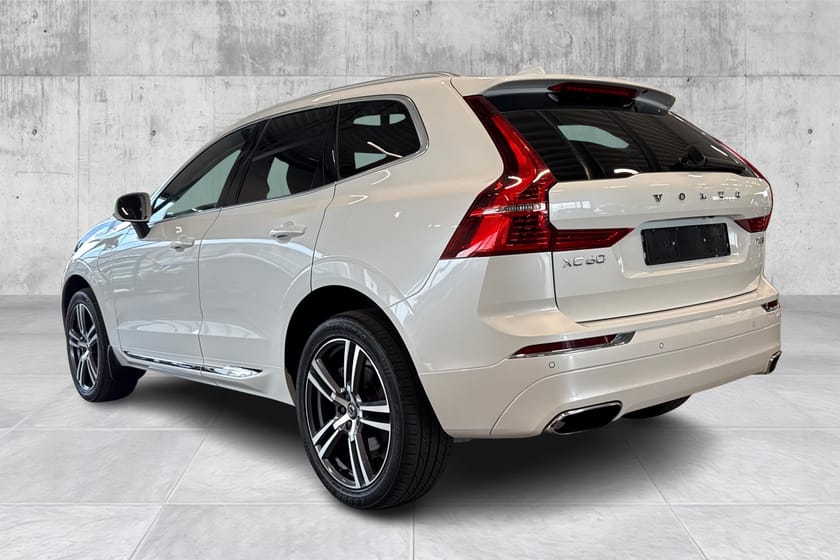 Bilde 3 av Volvo XC60 T8/Krok/Luftfjæring/Pano/HUD/360kam/Tek.pk PRO/20''+