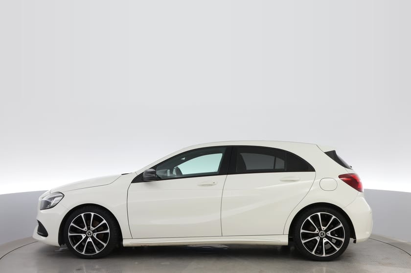 Bild 2 av Mercedes-Benz A 180 d