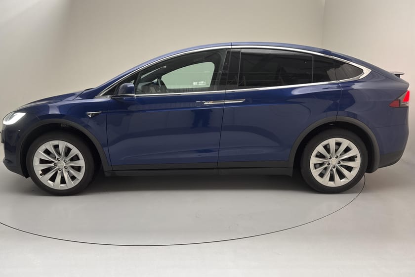 Bild 2 av Tesla Model X Long Range Dual Motor AWD 6-sits