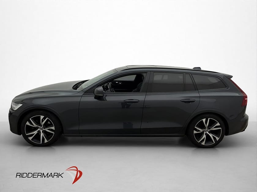Bild 2 av Volvo V60 D4 190hk R-Design VOC Pano H/K HUD 360° Dragkrok