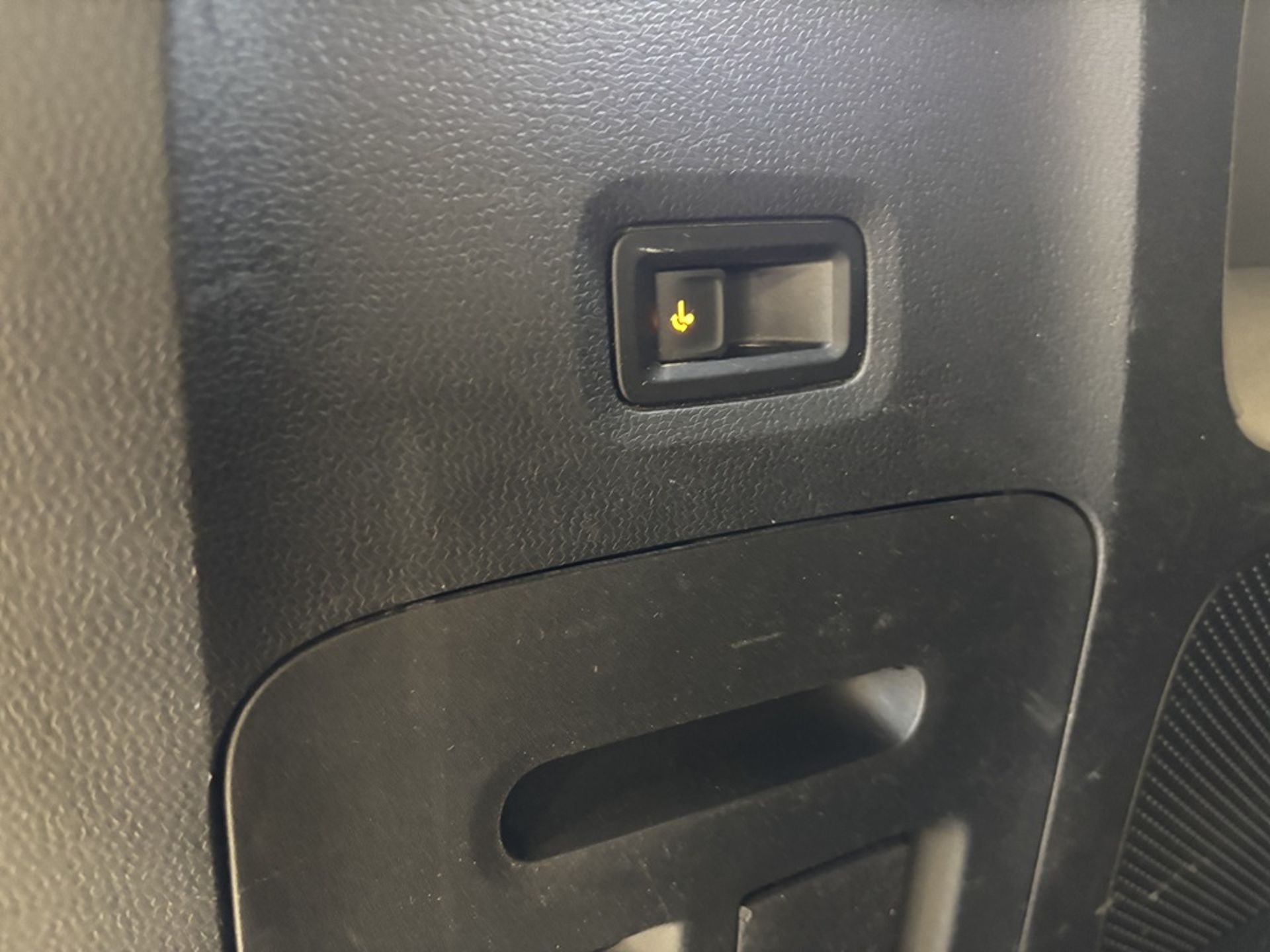 Volkswagen ID. Buzz 82 kWh 2023, bild 7/10