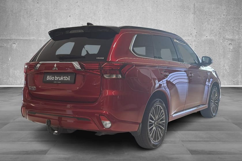 Bilde 3 av Mitsubishi Outlander PHEV 2.4 S-Edition - ACC - AWD - Krok - 360 kamera ++
