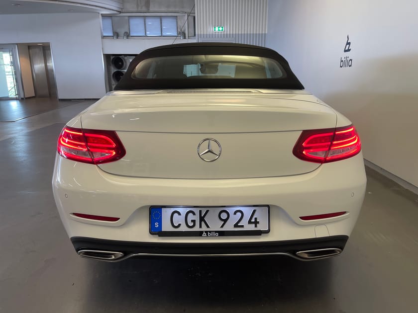 Bild 5 av Mercedes-Benz C 200 Cabriolet / Navigation / Burmester / Elstolar / Backkamera /