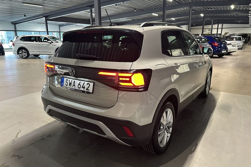 Bild 4 av Volkswagen T-Cross 1.0 TSI OPF Life Backkamera Keyless Euro 6