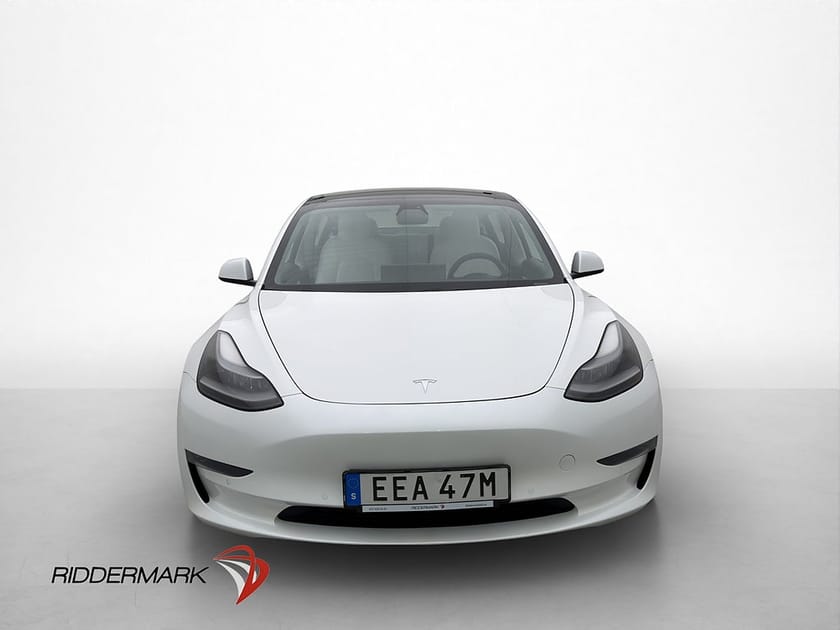 Bild 3 av Tesla Model 3 Long Range AWD Autopilot Ljus interiör