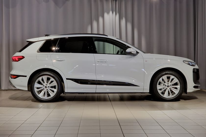 Bild 3 av Audi Q6 e-tron performance S line | Drag | 360 vy | Navi | El-sto
