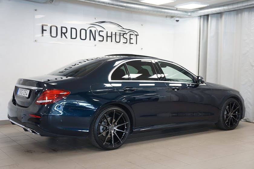 Bild 4 av Mercedes-Benz E 220 d 4MATIC 9G-TRONIC AMG-LINE. OBS SE SPEC.