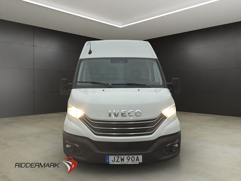 Bild 5 av Iveco Daily 35-140 Van L3H2 2.3JTD 136hk Värmare 3-Sit Farthållare Moms