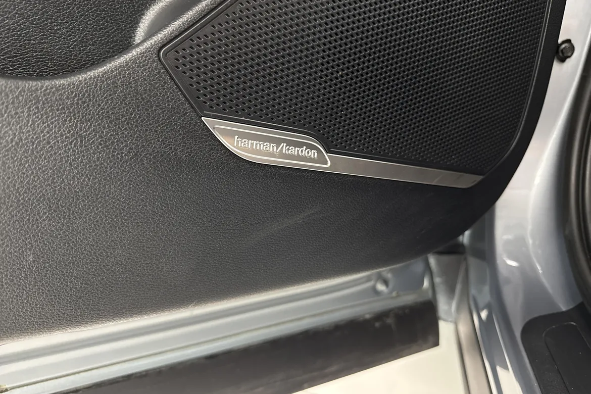 picture of a car