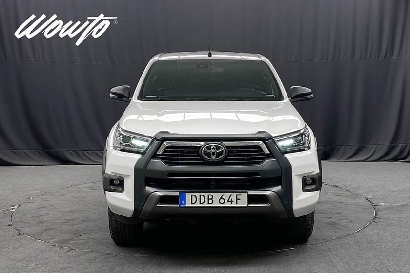 Bild 2 av Toyota Hilux Dubbelhytt DH 2.8 4WD 204HK /Drag /Kåpa /JBL