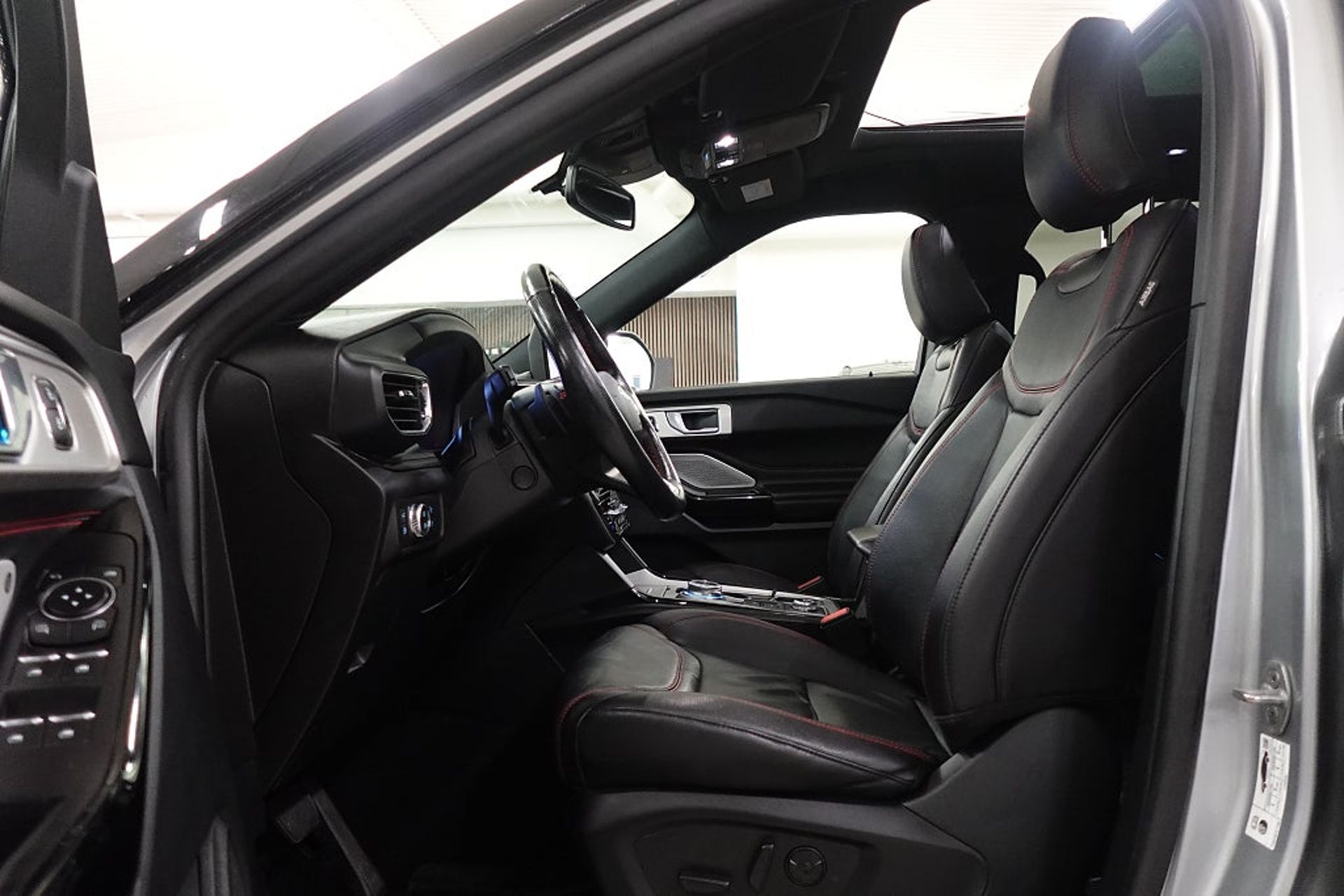 Ford Explorer 2021, bild 4/10