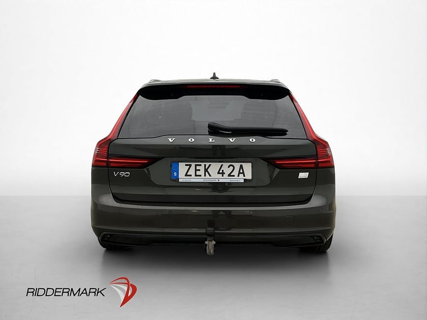 Bild 5 av Volvo V90 Recharge T8 AWD R-Design B&W Pano Värm Drag 360°