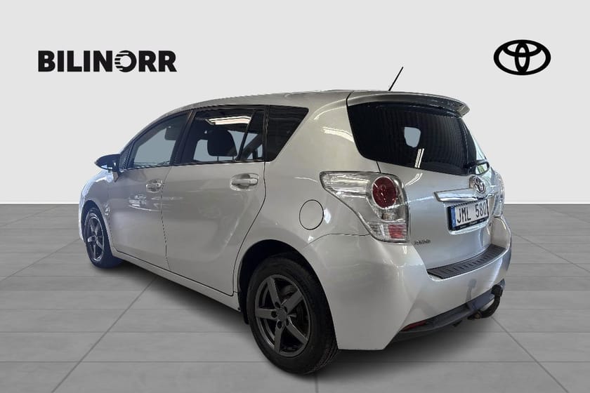 Bild 4 av Toyota Verso 2.0 D-4D KAMKEDJA 7-sits Drag