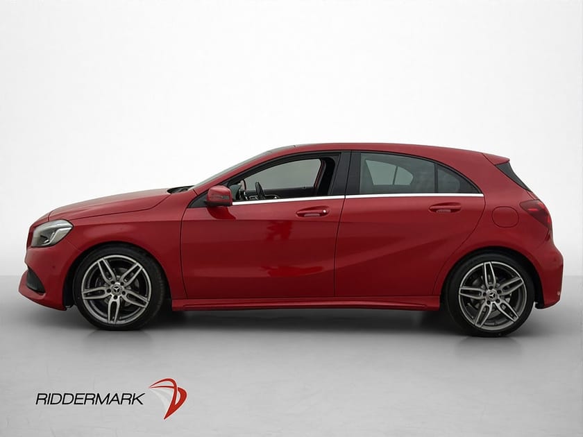 Bild 2 av Mercedes-Benz A 180 d 109hk AMG Line Pano Kamera Sensorer