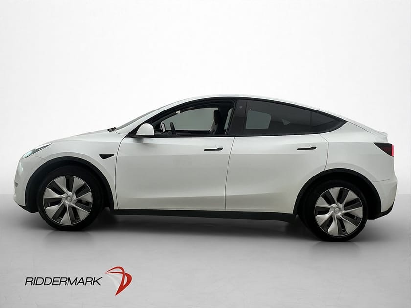 Bild 5 av Tesla Model Y Long Range AWD 514hk Pano Drag Autopilot MOMS