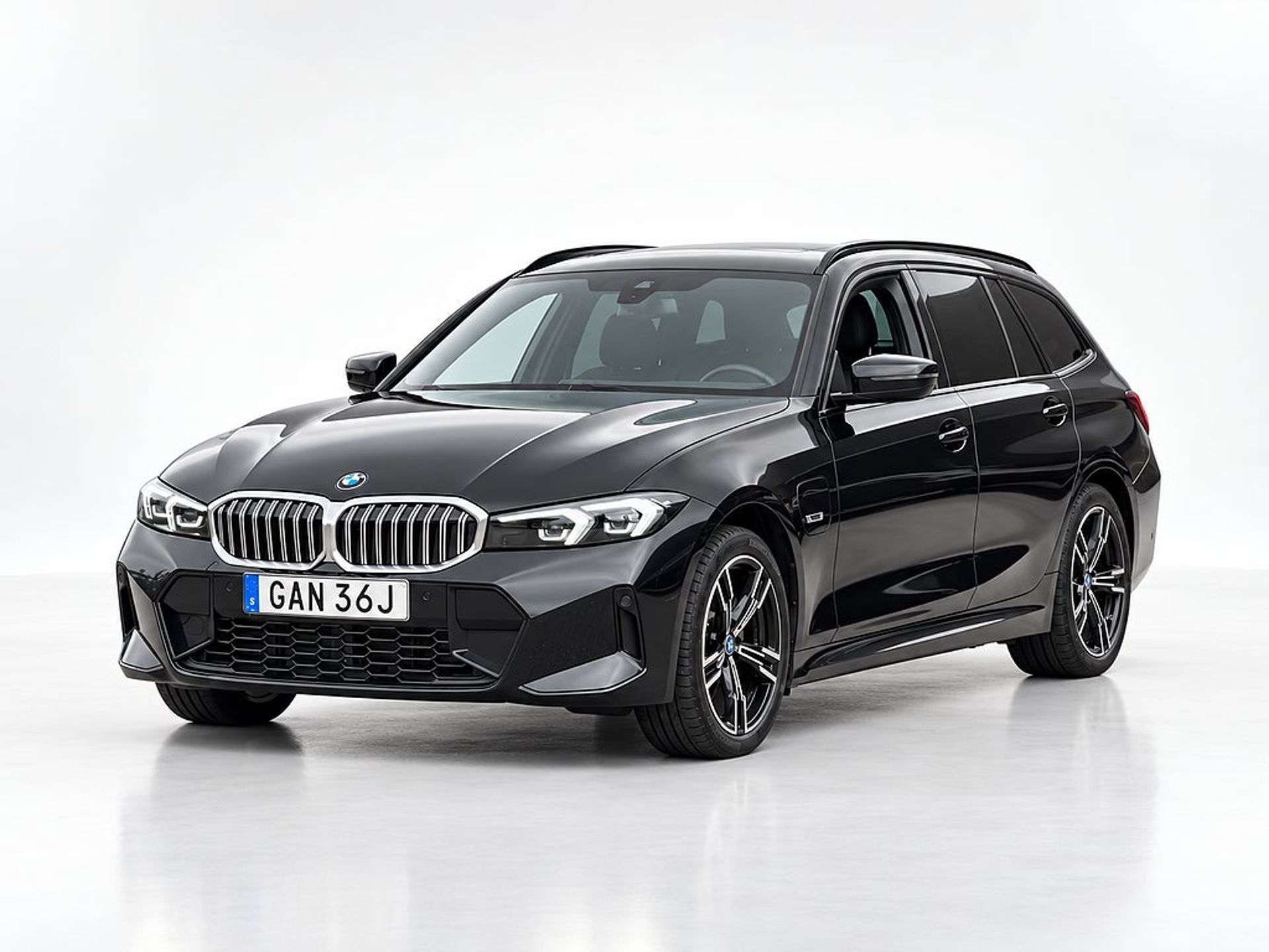 BMW 330 2023, bild 2/10