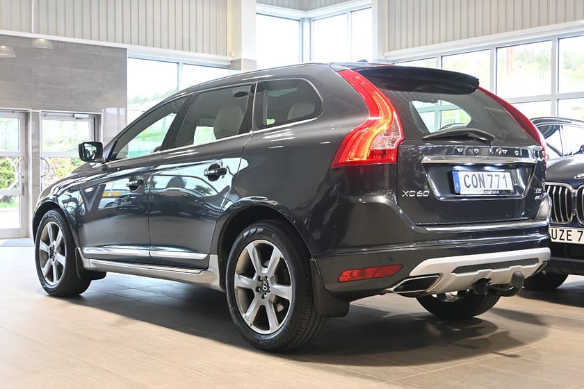 Bild 3 av Volvo XC60 D5 AWD Aut 215hk Summum BE Pro Drag Stylingpkt