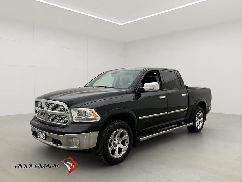 Bild 1 av RAM 1500 Crew Cab Dodge Laramie 4x4 Luft Drag L-Släde Taklucka MOMS