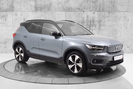 Volvo XC40 Recharge P8 AWD 408 HK/4X4/Ryggekamera/Hengerfeste
