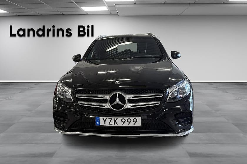 Bild 2 av Mercedes-Benz GLC 220 d 4MATIC AMG Line Panorama