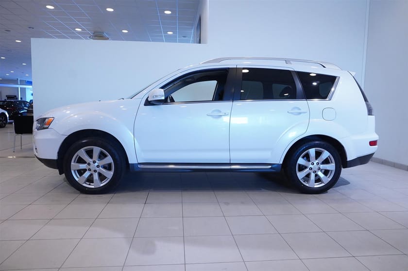 Bild 3 av Mitsubishi Outlander 2.4 Flexifuel Cvt, 170hk, Comfort, Dragkrok