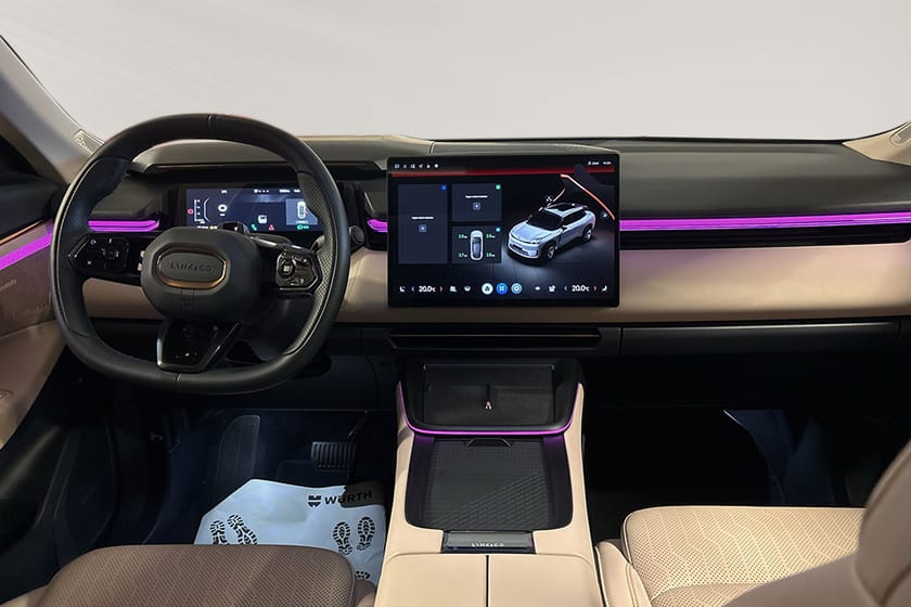 Bild 5 av Lynk & Co 08 PHEV More