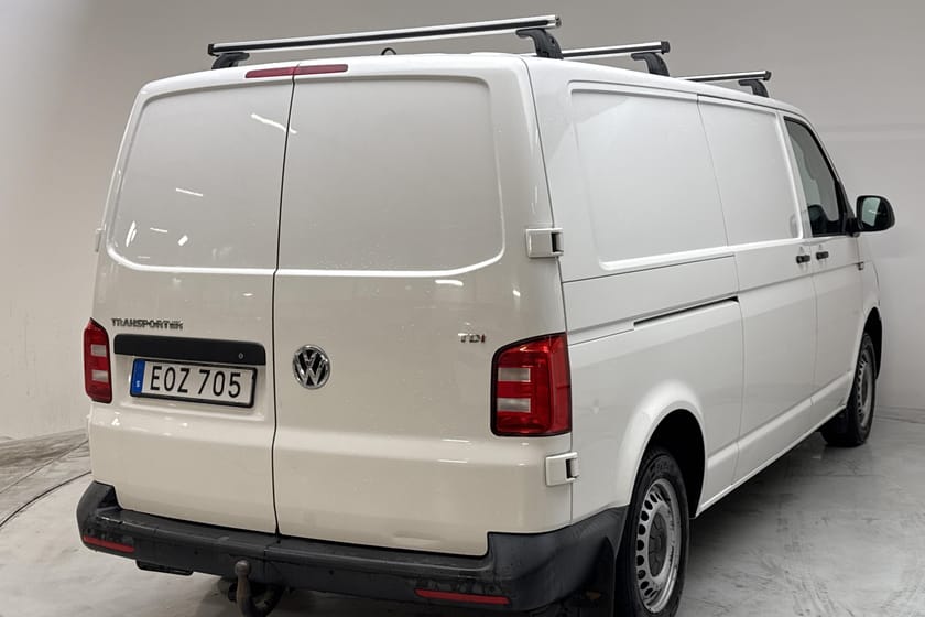 Bild 3 av Volkswagen Transporter T6 2.0 TDI 150hk L2 Verkstadsinredning