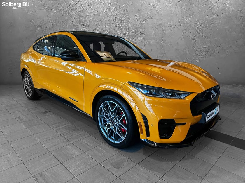 Bilde 3 av Ford Mustang Mach-E GT AWD/ soltak/ B&O/ 360 kamera