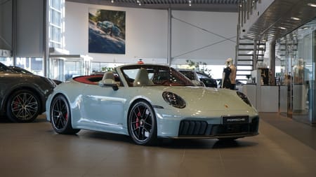 Porsche 911 Carrera 4 GTS Cabriolet