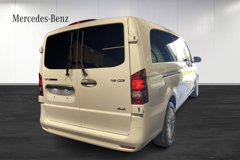 Bild 3 av Mercedes-Benz Vito Tourer 116 CDI 4x4 3.2t Ex- Lång, Pro, 8-sits